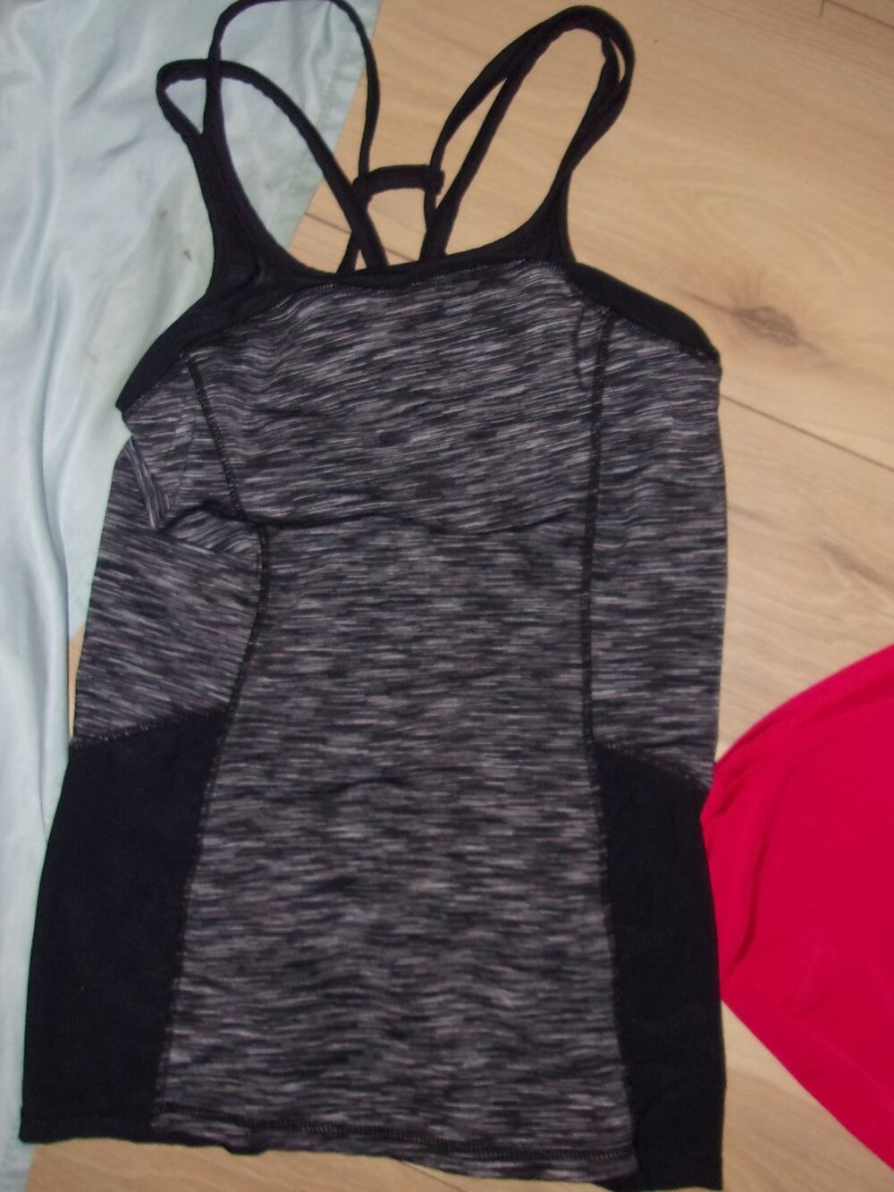 kyodan size extra small womans athletic tank top gray black gym work out